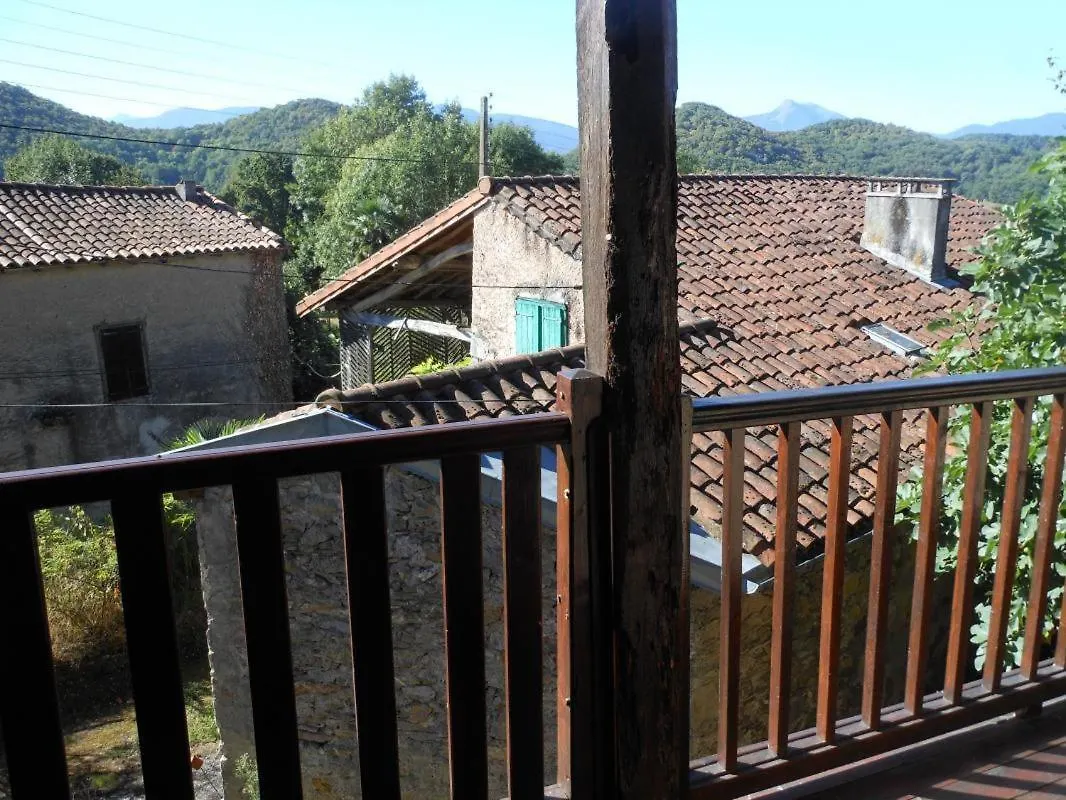 Vila L'Ourson Montespan 0*,  Francie